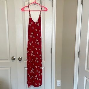 Women’s Old Navy Red Floral Maxi Dress NWT